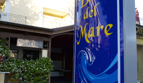 Ingresso del Bar del Mare